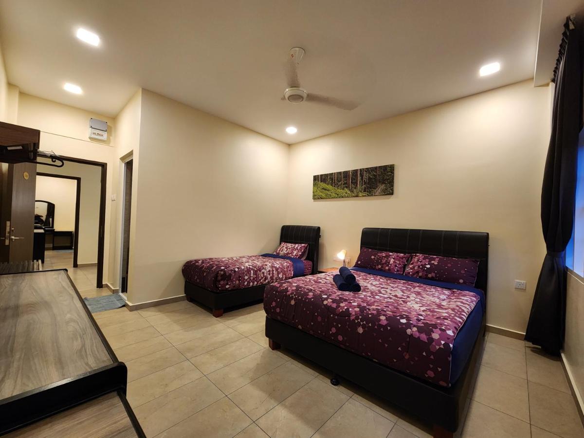 Fathers Guesthouse Age 7 Years Old And Above Only ตานาห์ราตา ภายนอก รูปภาพ