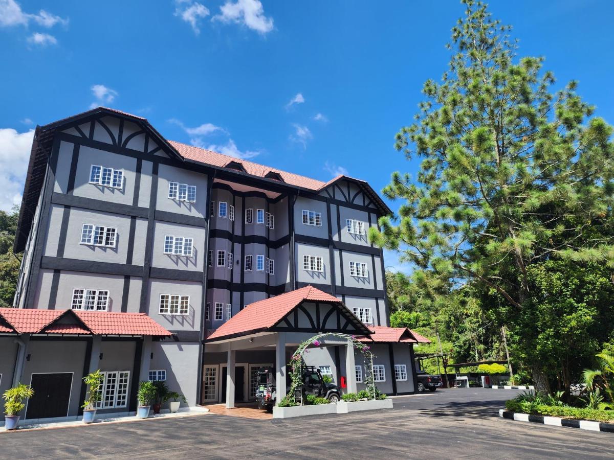 Fathers Guesthouse Age 7 Years Old And Above Only ตานาห์ราตา ภายนอก รูปภาพ