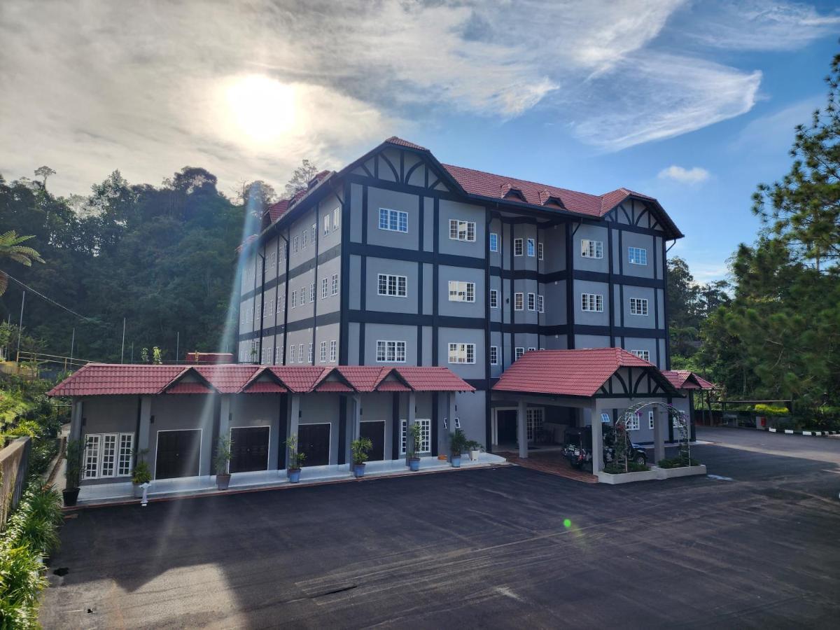Fathers Guesthouse Age 7 Years Old And Above Only ตานาห์ราตา ภายนอก รูปภาพ