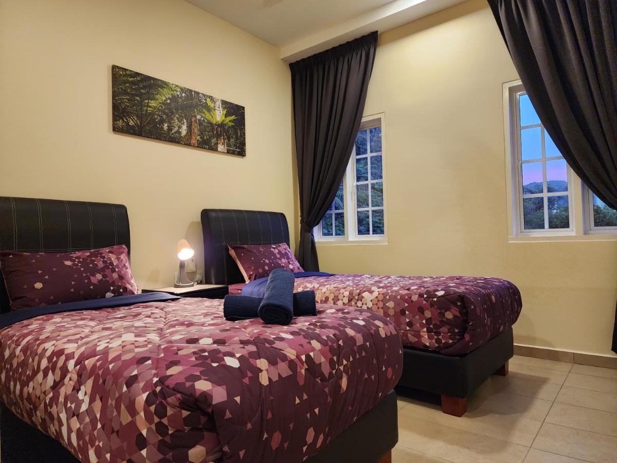 Fathers Guesthouse Age 7 Years Old And Above Only ตานาห์ราตา ภายนอก รูปภาพ